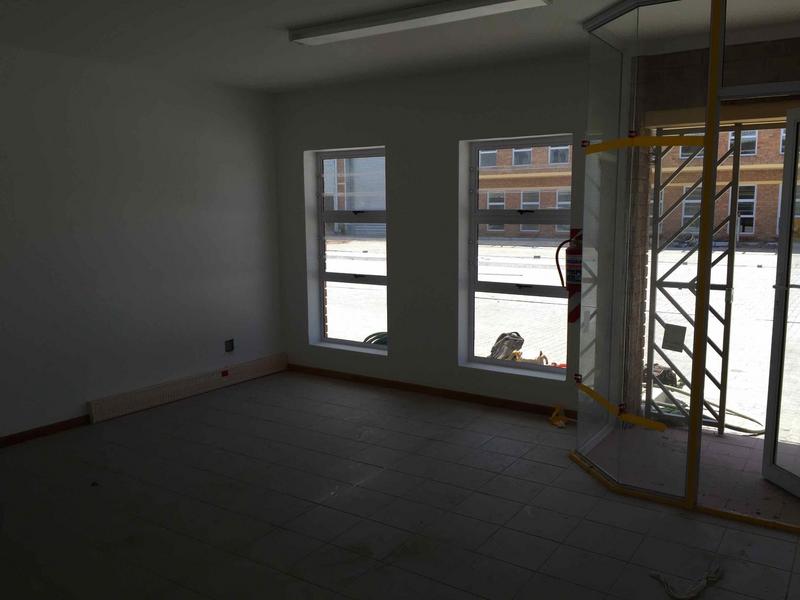 To Let commercial Property for Rent in Montague Gardens Western Cape